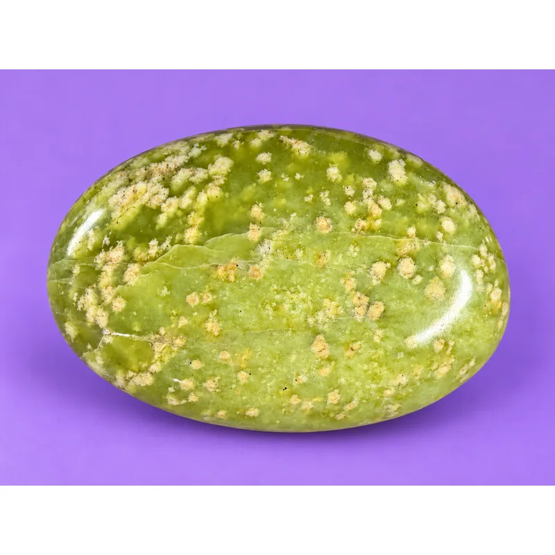 Serpentine Palm Stone 